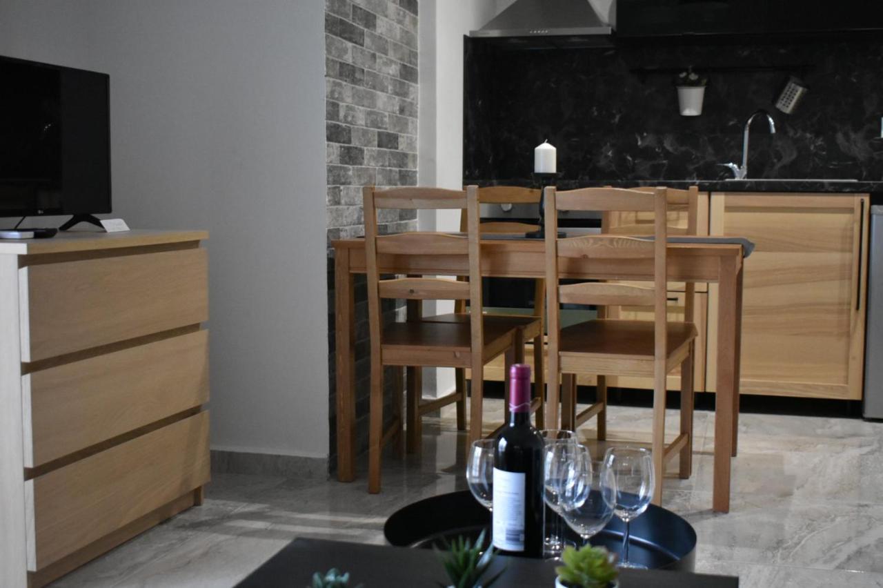 Davidana Deluxe Apartments Nea Kallikrateia Δωμάτιο φωτογραφία
